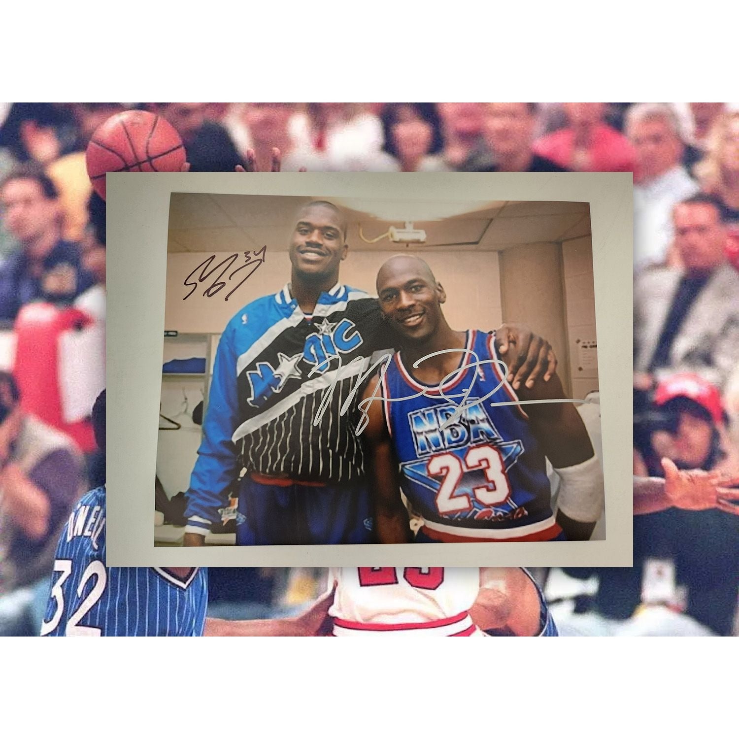 Shaquille O'Neal and Michael Jordan 8x10 photo signed with proof