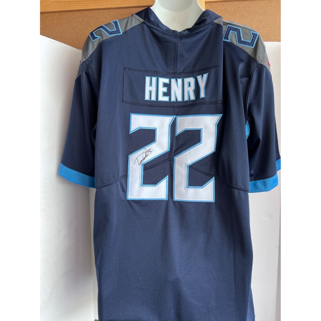 Derrick Henry Tennessee Titans game model Nike size large jersey signed with proof