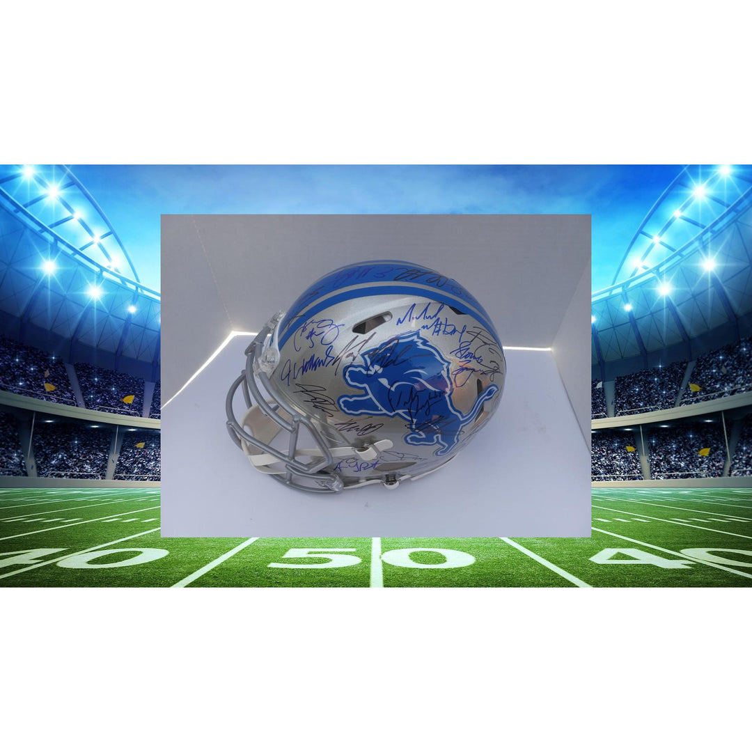 Detroit Lions 2023 Riddell Speed pro model helmet signed with with free acrylic display case