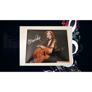 Bonnie Raitt 8 by 10 photo signed