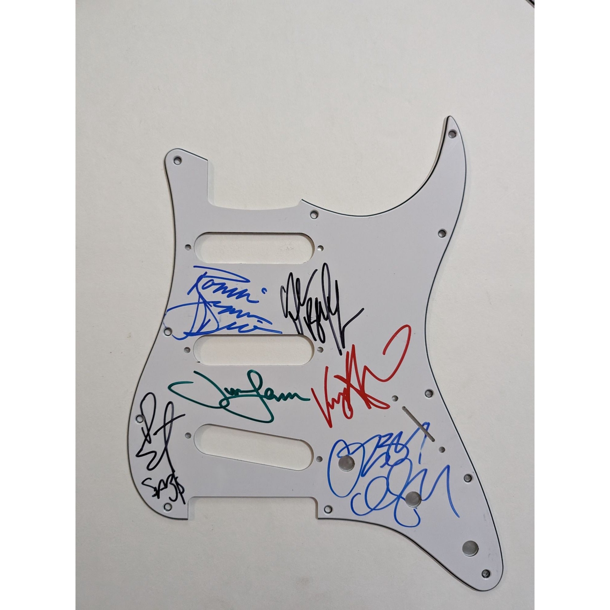 Black Sabbath Ozzy Osbourne, Tony Iommi, Bill Ward, Geezer Butler Ronnie James Dio stratocaster electric guitar pickguard