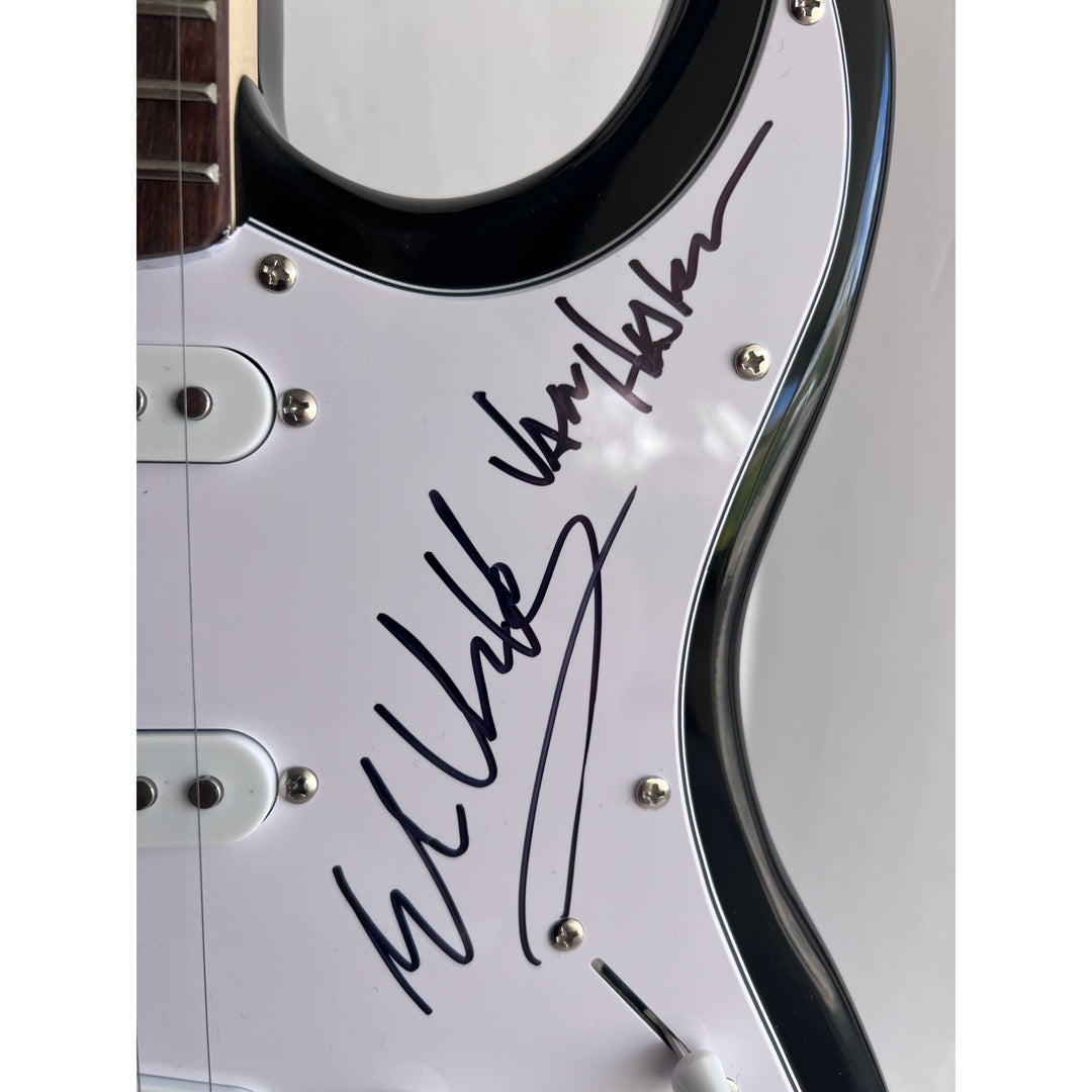 Eddie Van Halen David Lee Roth Sammy Hagar Michael Anthony Alex Van Halen Huntington Stratocaster full size electric guitar signed with proo