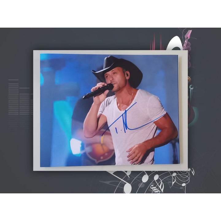 Tim McGraw 8x10 photo signed with proof