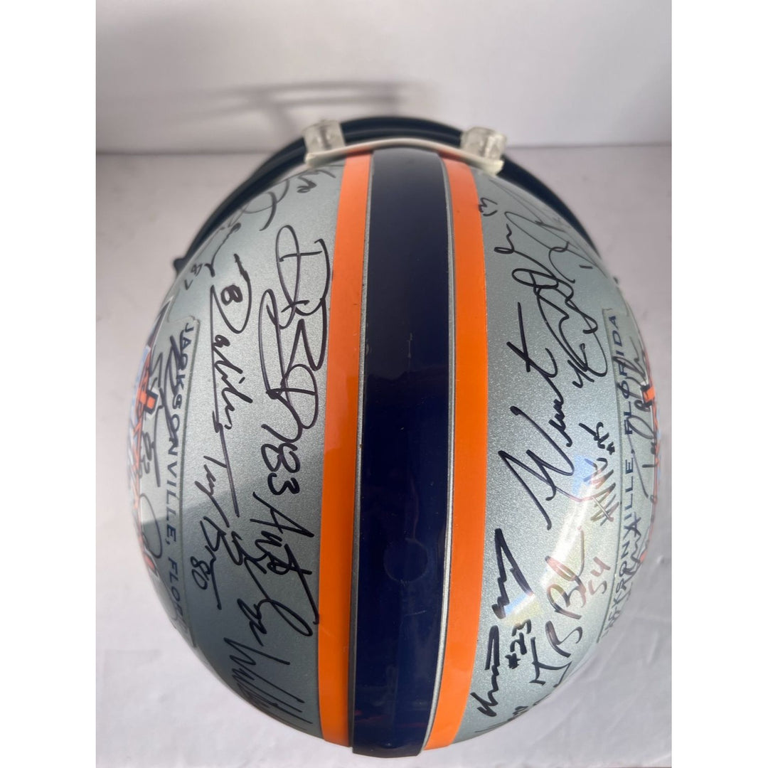 2004- 2005 Tom Brady Bill Belichick Deion Branch Troy Brown Ty Law Richard Seymour Adam Vinatieri New England Patriots Super Bowl helmet