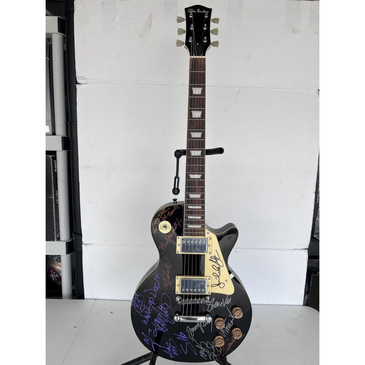 Motley Crue Mick Mars Tommy Lee, Vince Neal Nikki Sixx Poison Brett Michaels, Whitesnake David Coverdale Steve Vai vintage les paul guitar.