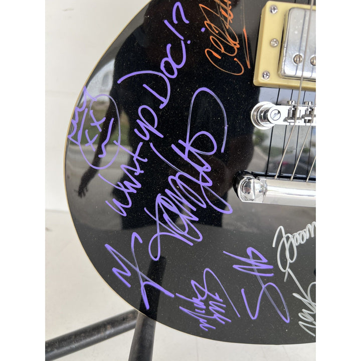 Motley Crue Mick Mars Tommy Lee, Vince Neal Nikki Sixx Poison Brett Michaels, Whitesnake David Coverdale Steve Vai vintage les paul guitar.