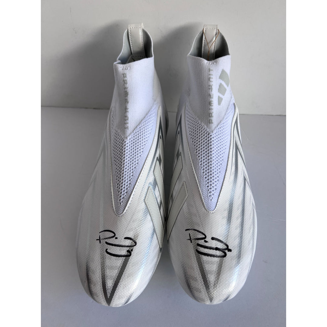 Kansas City Chiefs Patrick Mahomes Adidas size 11 1/2 game model cleats dual signed with proof