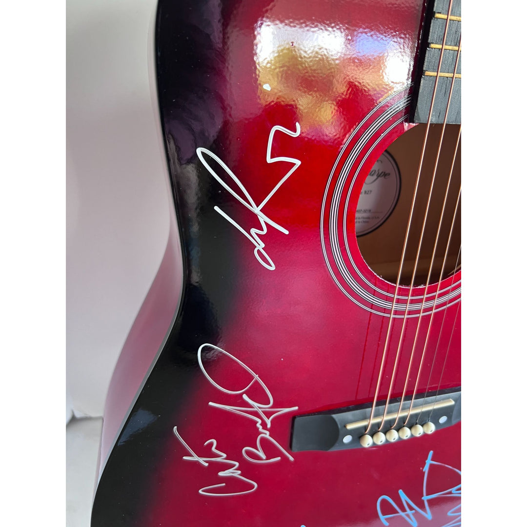 DMB Dave Mathews Stefan Lessard, LeRoi Moore, Boyd Tinsley, Carter Beauford 38' full size acoustic guitar signed with proof