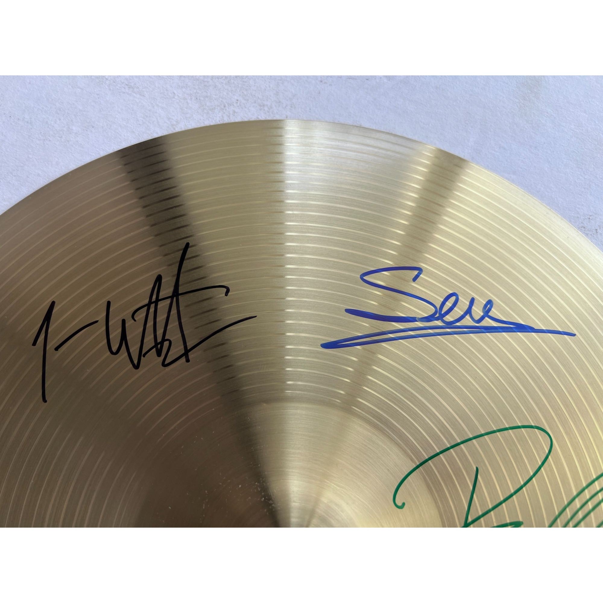 Vivian Campbell Rick Allen Joe Elliott Def Leppard band signed 18" cymbal with proof