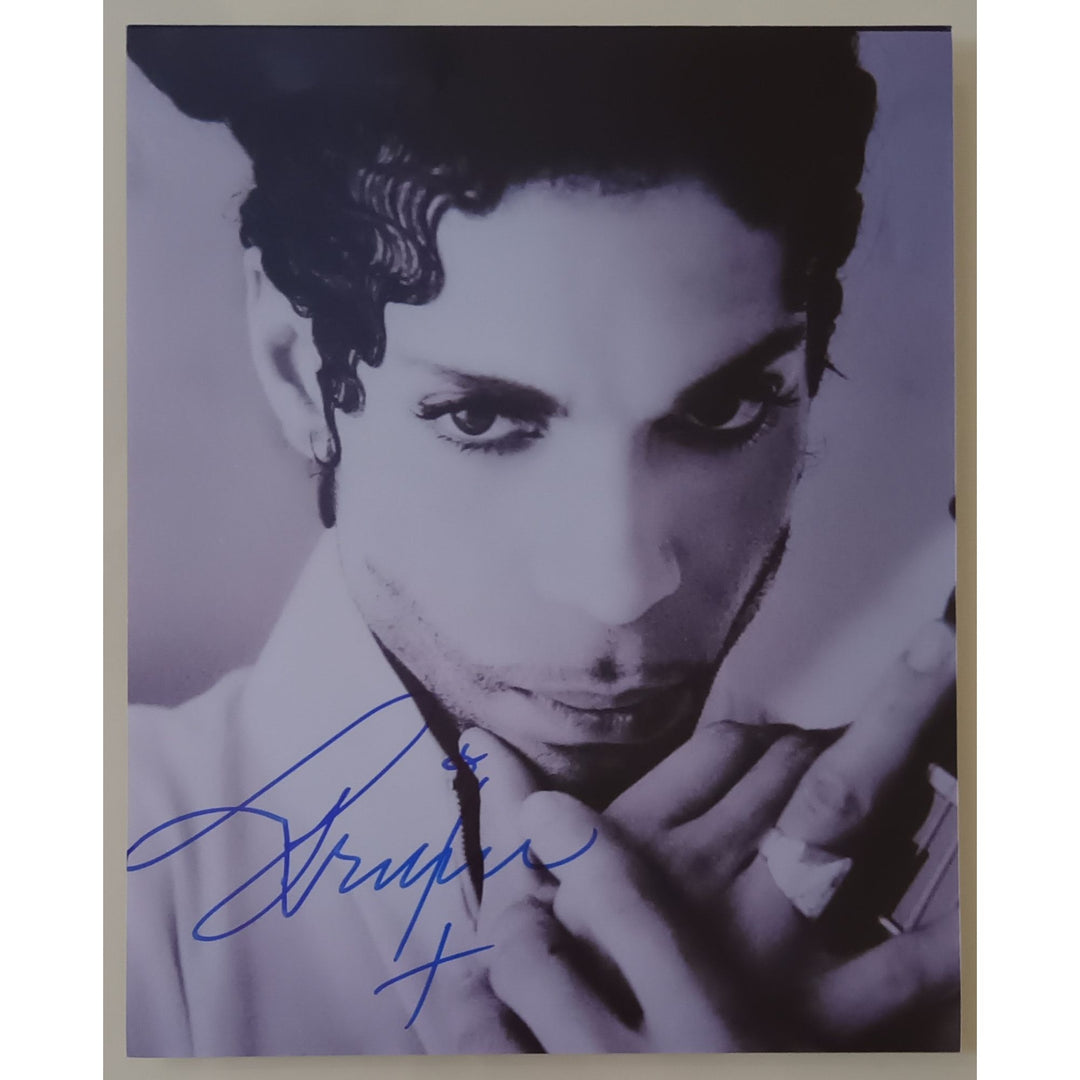 Prince Rogers Nelson 8x10 photo signed with proof