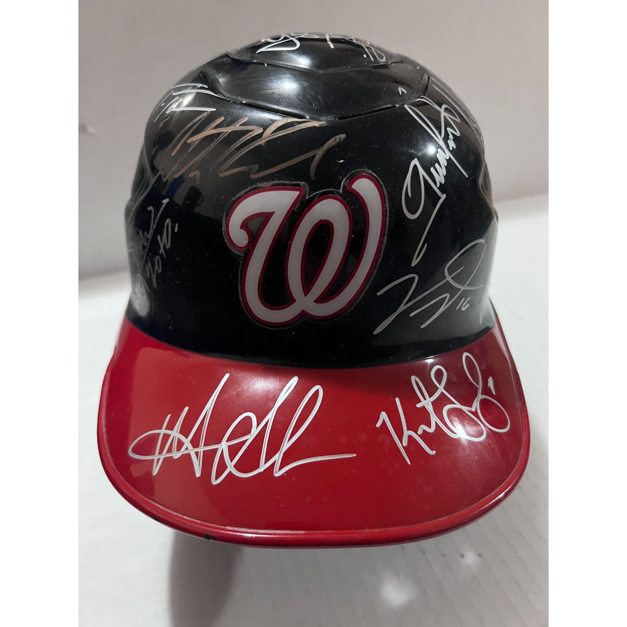 2019 Washington Nationals World Series champs  Juan  Soto Max Scherzer team signed MLB batting helmet