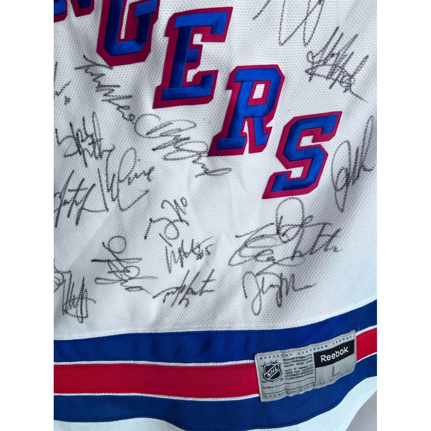 New York Rangers Mark Messier Brian Leach Mike Richter 1993-94 Stanley Cup champions team signed jersey