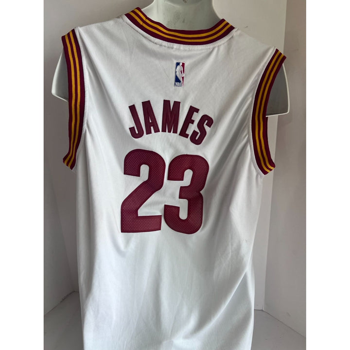 LeBron James Cleveland Cavaliers 2015-16 NBA champs team signed jersey with proof