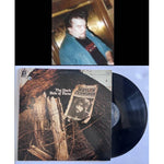 Load image into Gallery viewer, Waylon Jennings The Dark Side of Fame album signed with proof
