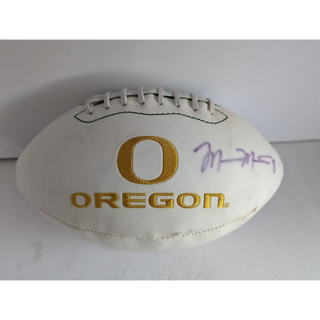 Marcus Mariota Oregon Ducks full size football signed