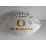Load image into Gallery viewer, Marcus Mariota Oregon Ducks full size football signed
