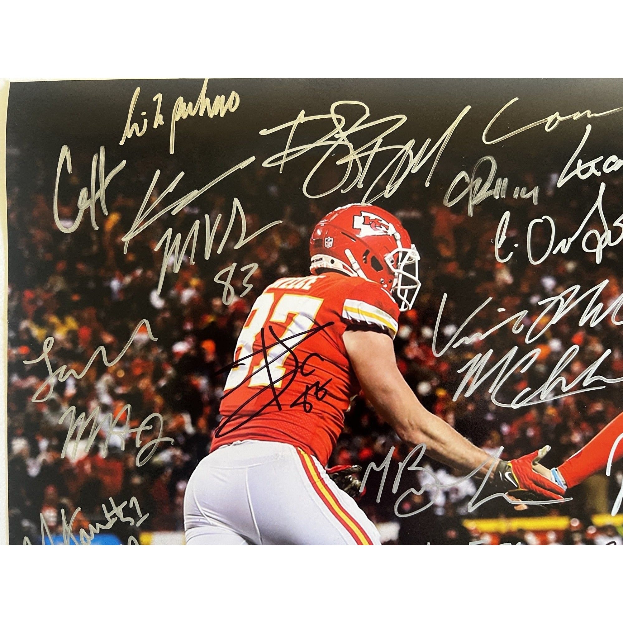 Kansas City Chiefs  2023-24 Patrick Mahomes Travis Kelce 40 plus sigs Super Bowl Champs team signed 16x20 photo signed  with proof