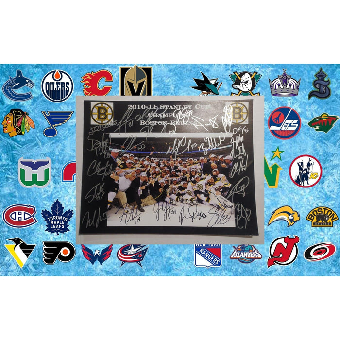 Tim Thomas Boston Bruins 2010 11 Stanley Cup champions 11x14 team signed photo