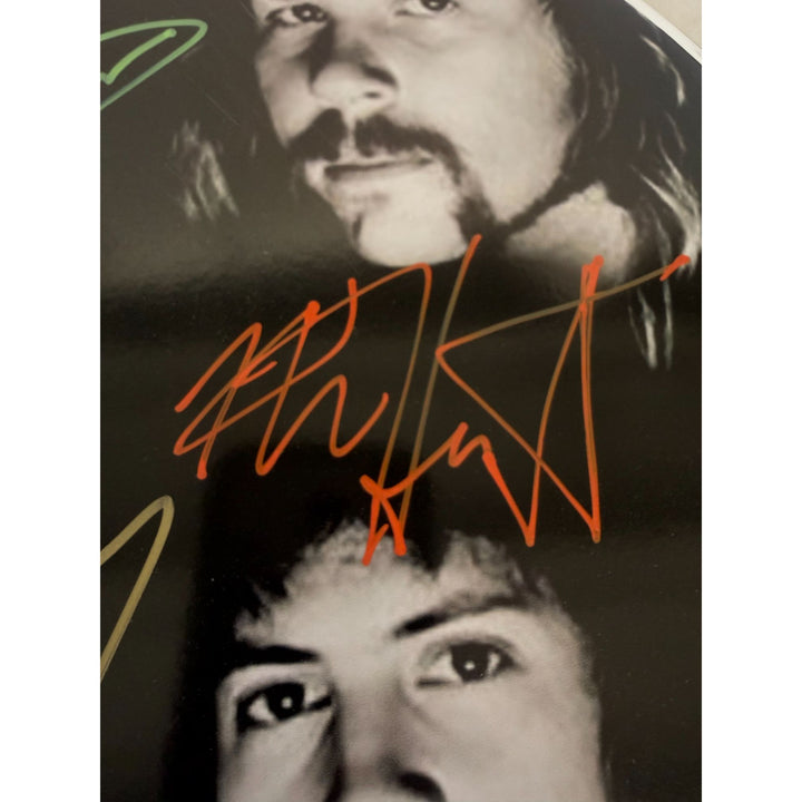 Metallica James Hetfield Lars Ulrich Kirk Hammett Jason Newsted  drumhead signed with proof.