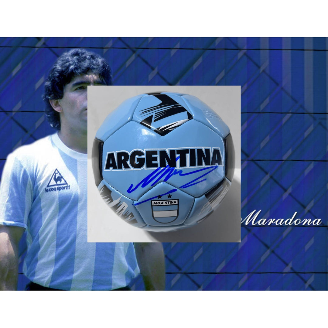 Diego Maradona Argentina full size soccer ball signed with proof with free acrylic display case