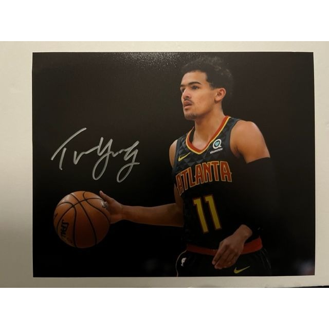 Trae Young Atlanta Hawks 8x10 photo signed with proof with free acrylic frame