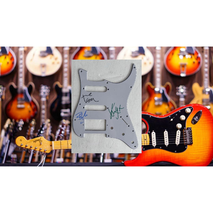 Green Day Billy Joe Armstrong Mike Dirnt and Tre Cool Fender Stratocaster electric guitar pickguard signed with proof