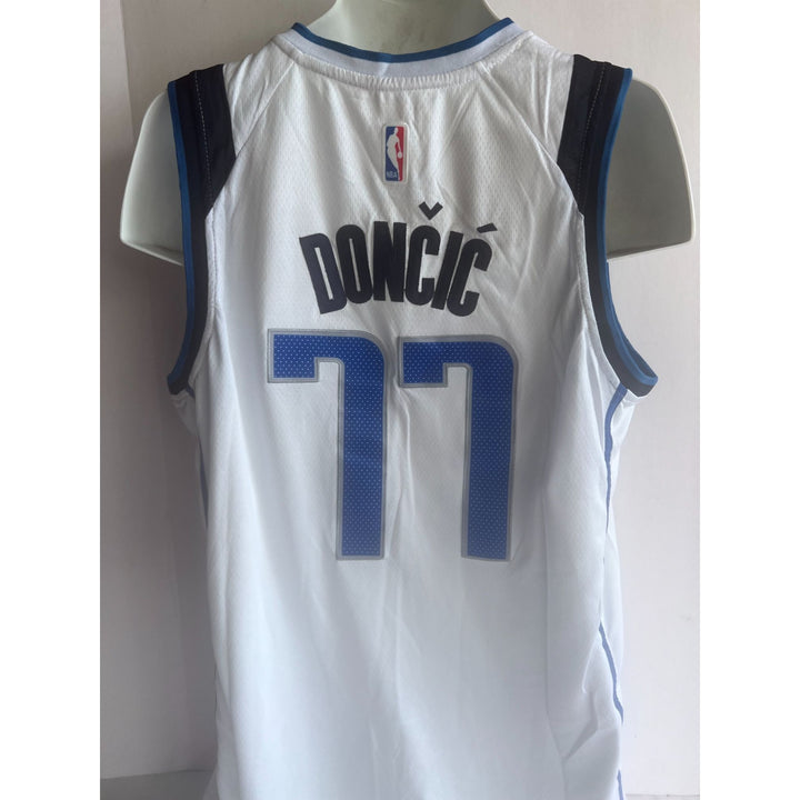 Dallas Mavericks Lua Doncic Kyrie Irving 2023- 2024 team signed jersey  with proof