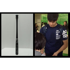 Los Angeles Dodgers Shohei Ohtani pro-model baseball bat signed English and Japanese with proof