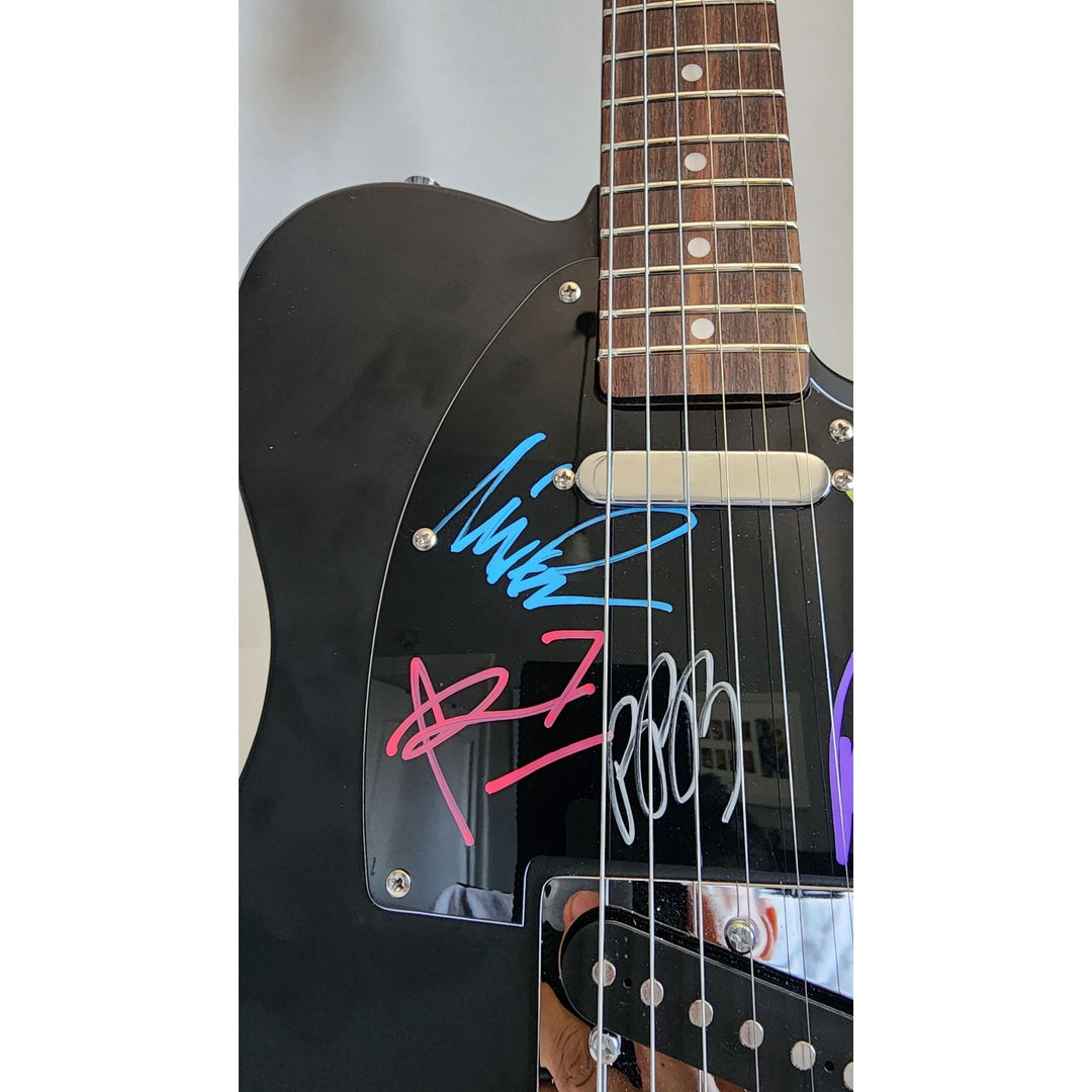 Chester B, Mike Shinoda, Brad Delson, Dave Farrell, Joe Hahn, Rob Bourdon Linkin Park authentic Fender telecaster electric guitar signed