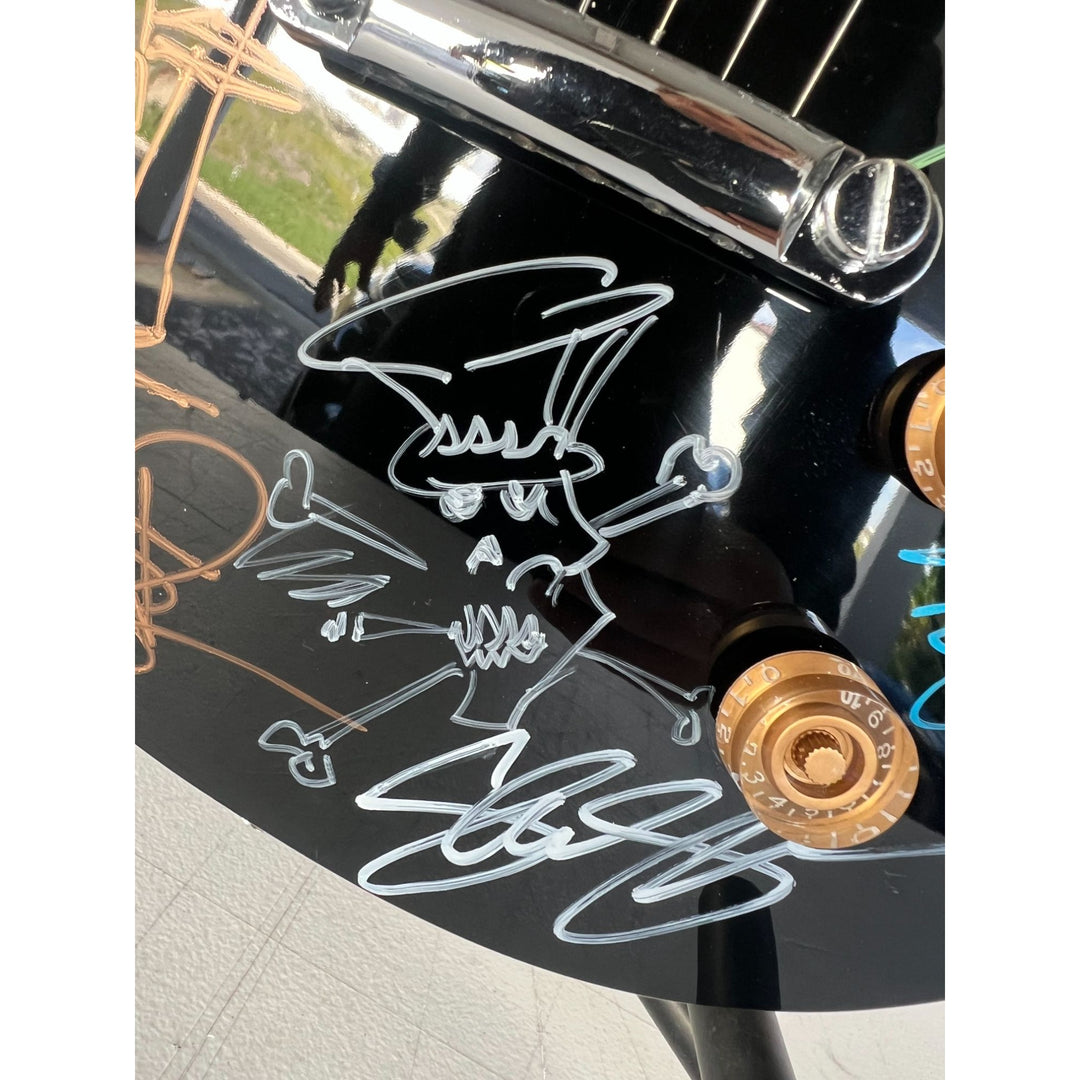 Guns N Roses Axl Rose, Matt Sorum w/ sketch, Slash w/ sketch, Izzy Stradlin, Duff McKagan, Steve Adler black les paul electric guitar