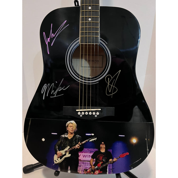 The goo goo dolls Johnny Rzeznik one of a kind acoustic guitar signed with proof