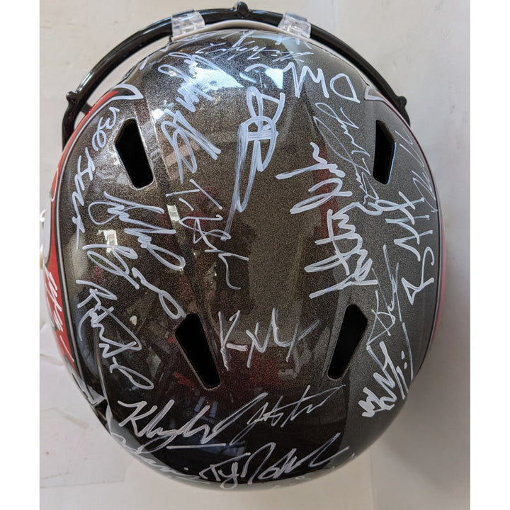 Tampa Bay Buccaneers Tom Brady Rob Gronkowski, Bruce Arians, Mike Evans Super Bowl Champions 20-21 Riddel Speed Full size helmet signed