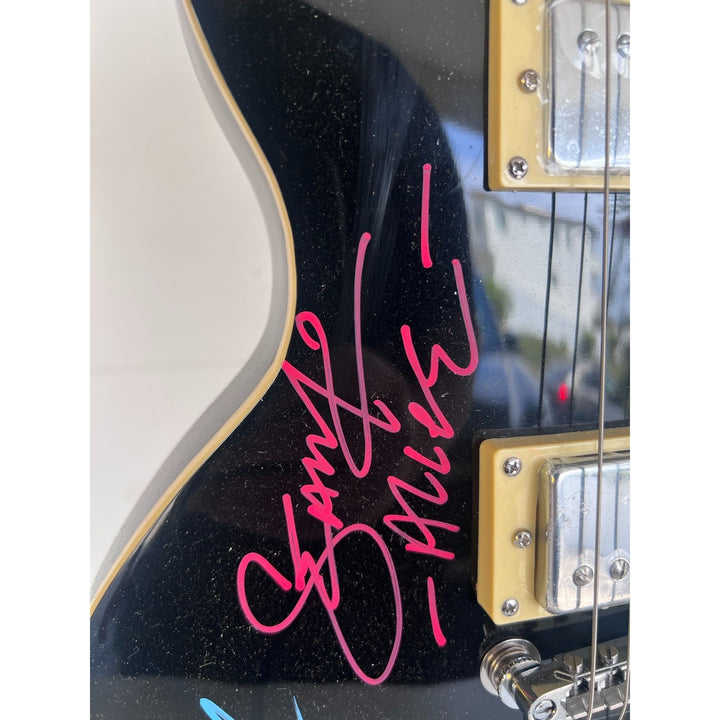 Alice in Chains Hand signed by Layne Staley, Jerry Cantrell, Mike Starr, and Sean Kinney vintage les paul electric guitar signed with proof.