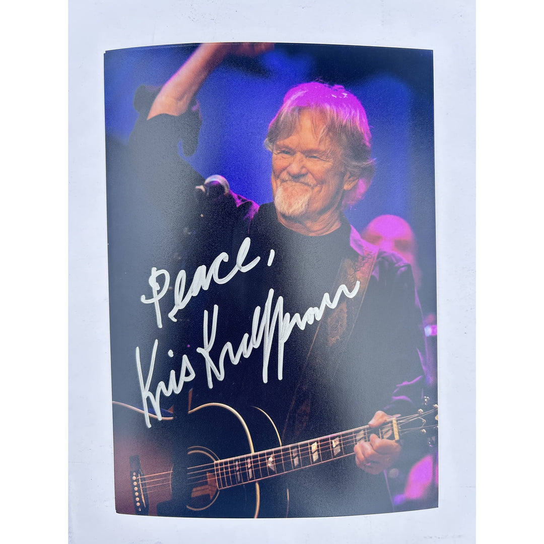 Kris Kristofferson Country Music Legend 5x7 Photo signed with proof.