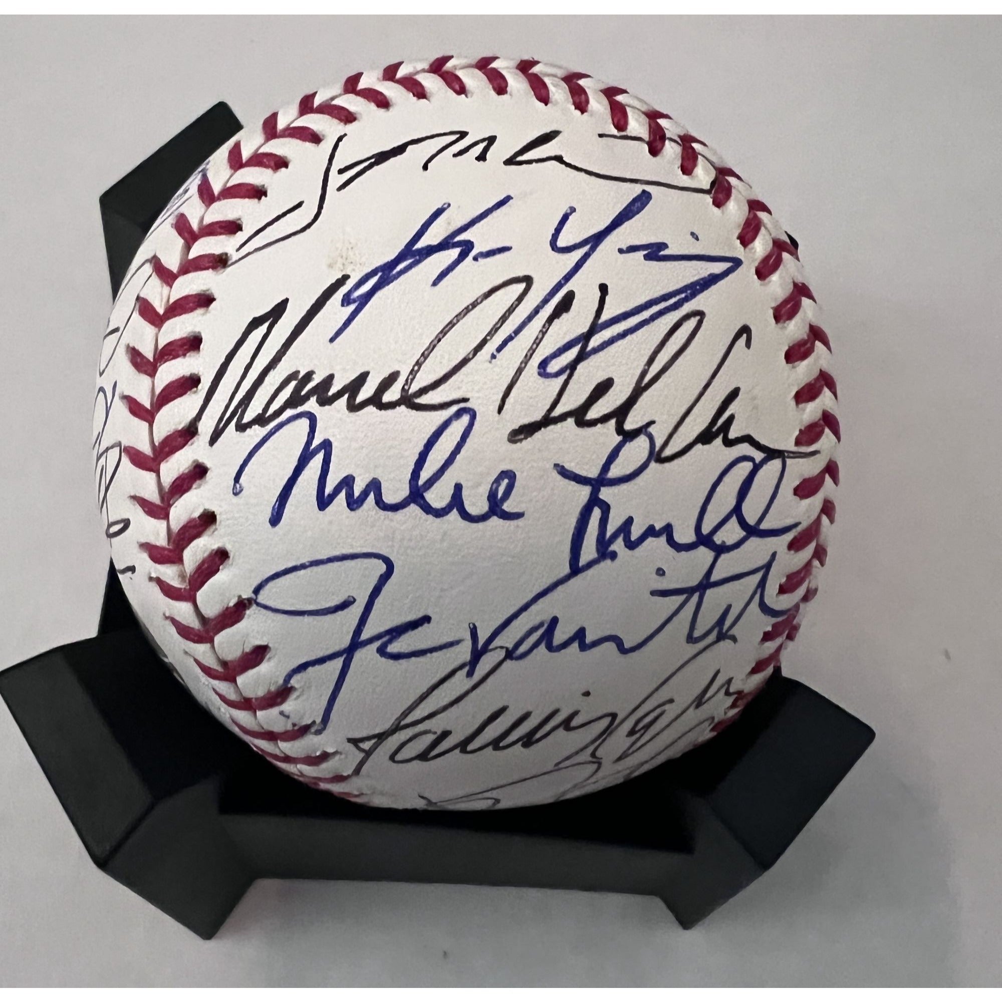 David Ortiz Manny Ramirez Dustin Pedroia 2007 Boston Red Sox world champions team signed baseball with proof $799