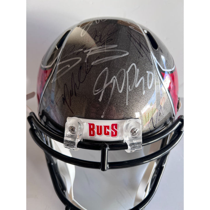 Tom Brady Tampa Bay Buccaneers 2020 Super Bowl champions Riddell replica full size helmet team signed with proof with free case