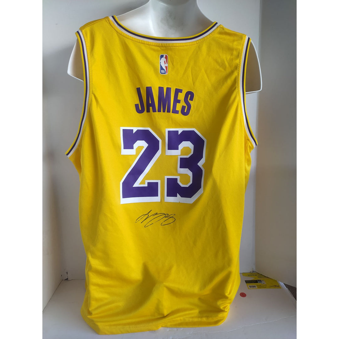 LeBron James Los Angeles Lakers #23 Nike size 50 game model jersey signed with proof