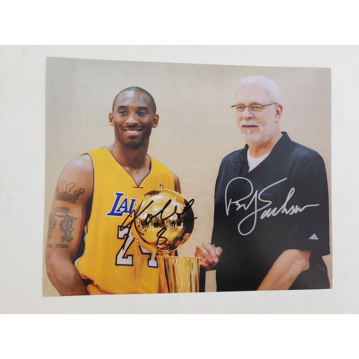 Phil Jackson Kobe Bryant Los Angeles Lakers 8 by 10 photo signed with proof