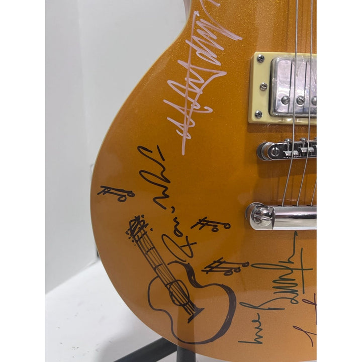 Rolling Stones Mick Jagger Ronnie Woods Charlie Watts Keith Richards Gold Les Paul  Electric full size quitar signed whit proff