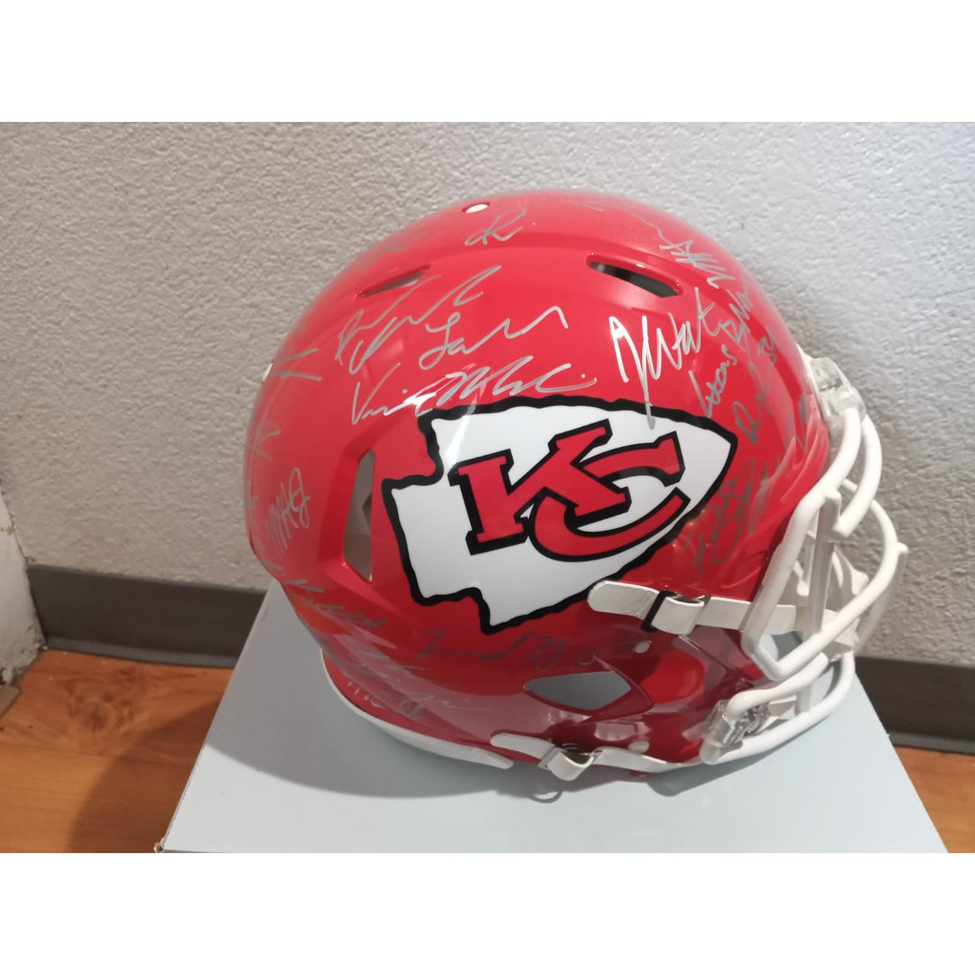 Kansas City Chiefs 2023 Super Bowl champions Riddell Speed authentic game model helmet 40 + sigs Patrick Mahomes Travis Kelce Andy Reid s