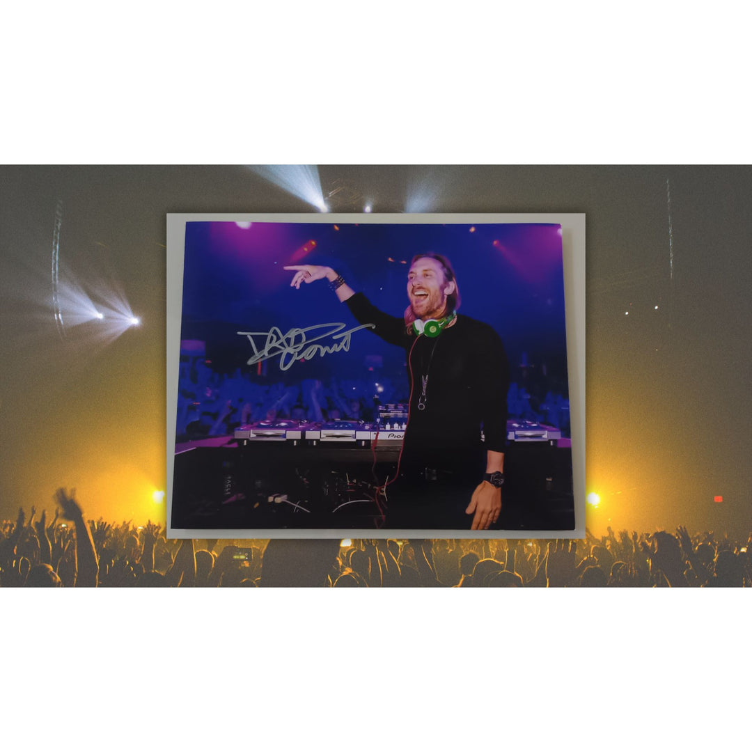 David Guetta 8x10 photo signed