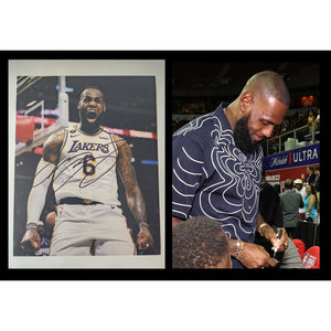 LeBron James Los Angeles Lakers 8x10 photo signed with proof