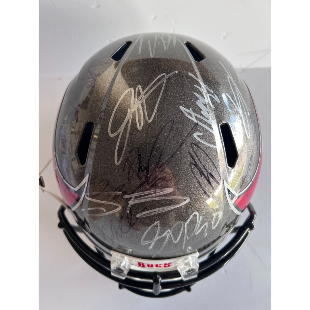 Tom Brady Tampa Bay Buccaneers 2020 Super Bowl champions Riddell replica full size helmet team signed with proof with free case