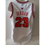 Load image into Gallery viewer, Michael Jordan Chicago Bulls signed jersey with proof
