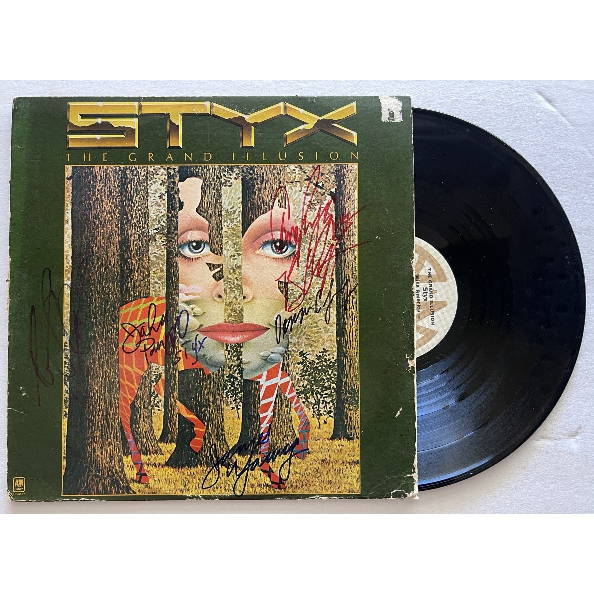 Styx Tommy Shaw James Young The Grand Illusion  LP signed