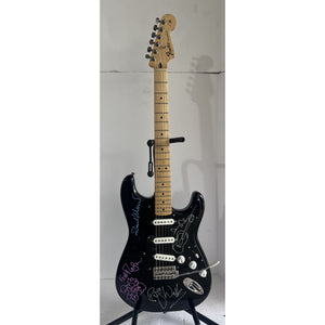 David Gilmour Fender Stratocaster electric guitar signed by David Gilmour Richard Wright Nick Mason Roger Waters Pink Floyd with proof