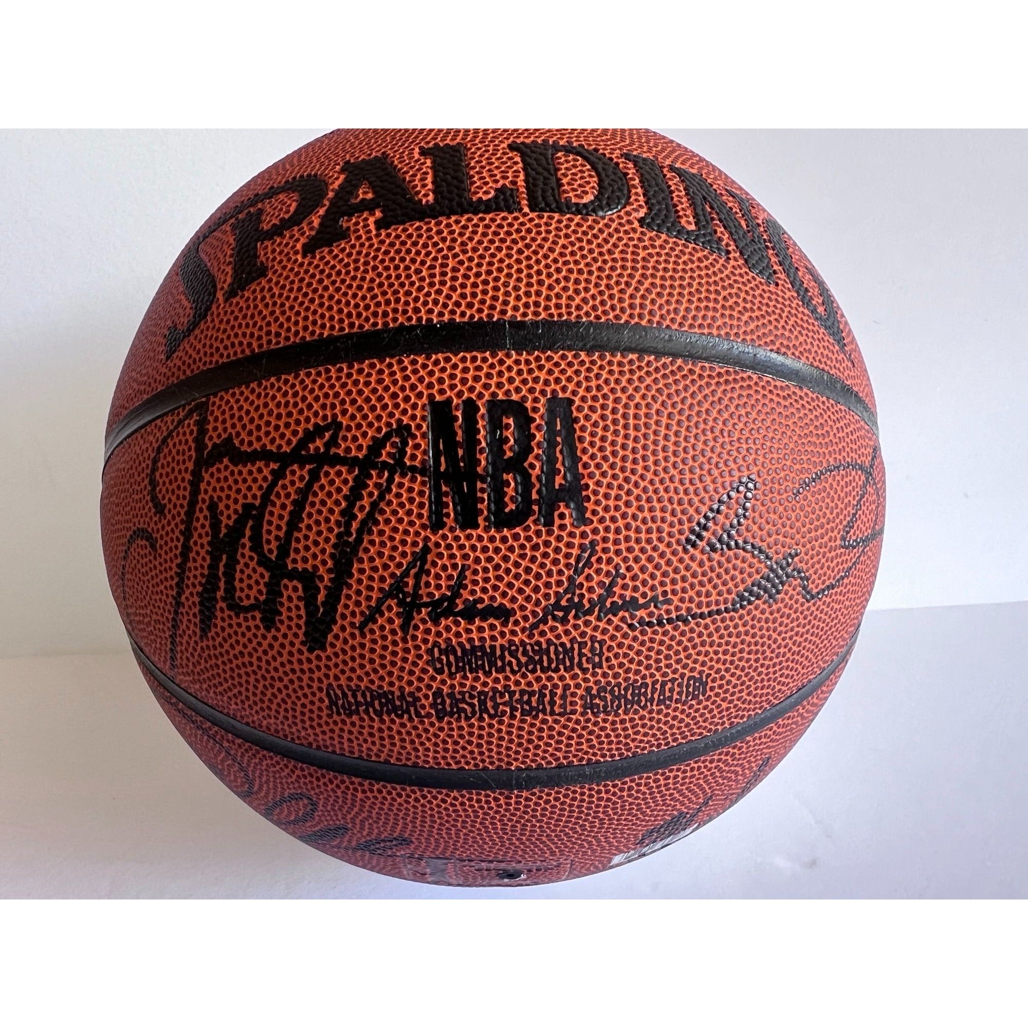 2008 USA basketball team signed Kobe Bryant LeBron James Dwyane Wade Chris Paul basketball sign with proof