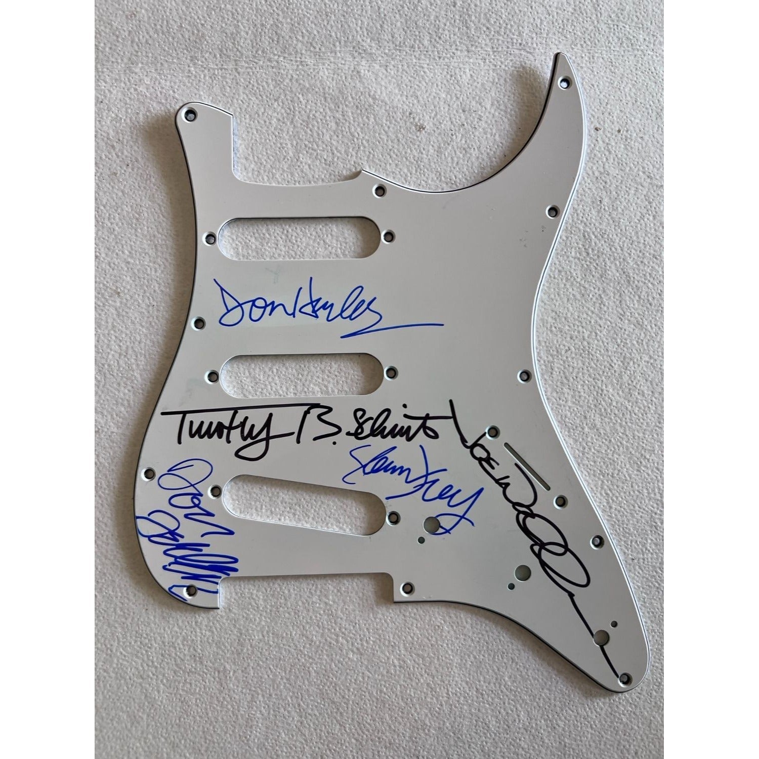 The Eagles Don Henley, Glen Frey, Joe Walsh, Don Felder, Timothy B. Schmit electric guitar pickguard signed with proof