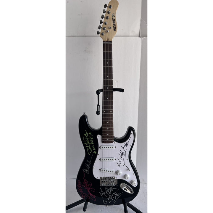 Eddie Van Halen David Lee Roth Sammy Hagar Michael Anthony Alex Van Halen Huntington Stratocaster full size electric guitar signed with proo