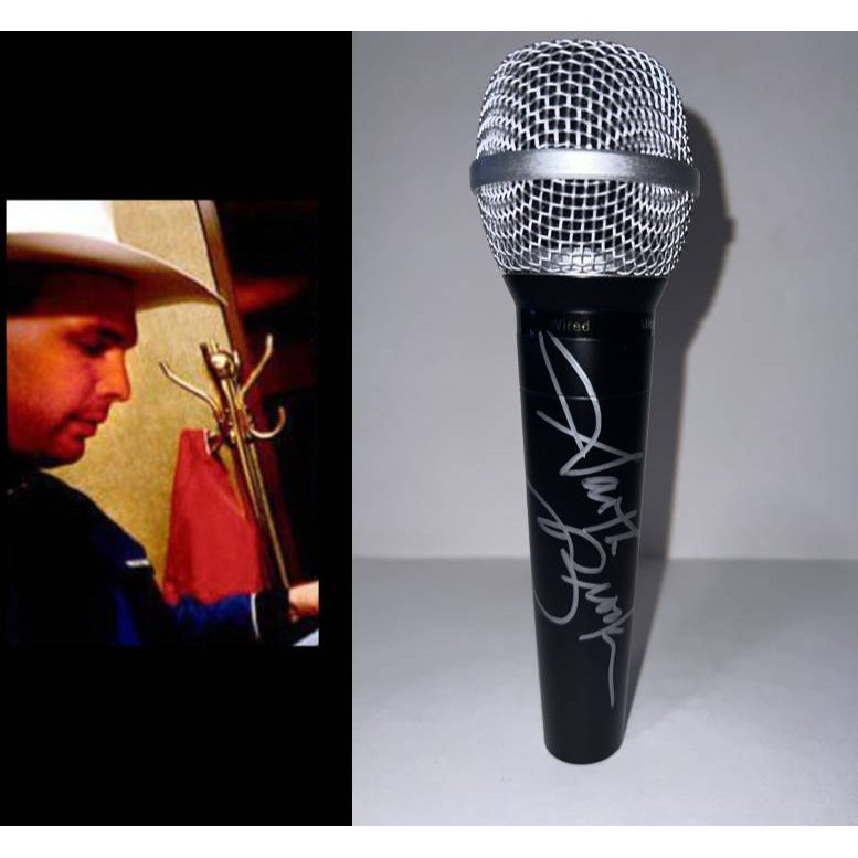 Garth Brooks Microphone signed with proof